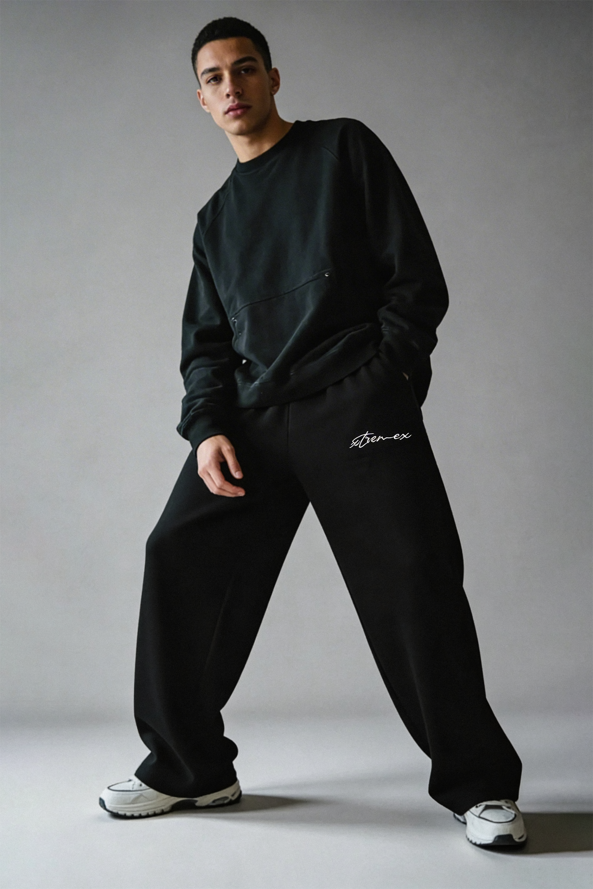 Everyday Unisex Joggers - Black