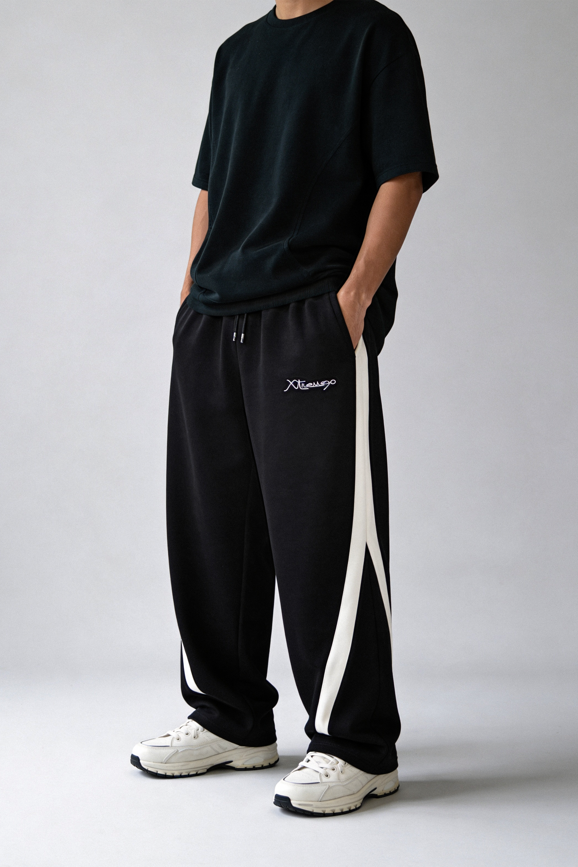 Curve Unisex Joggers