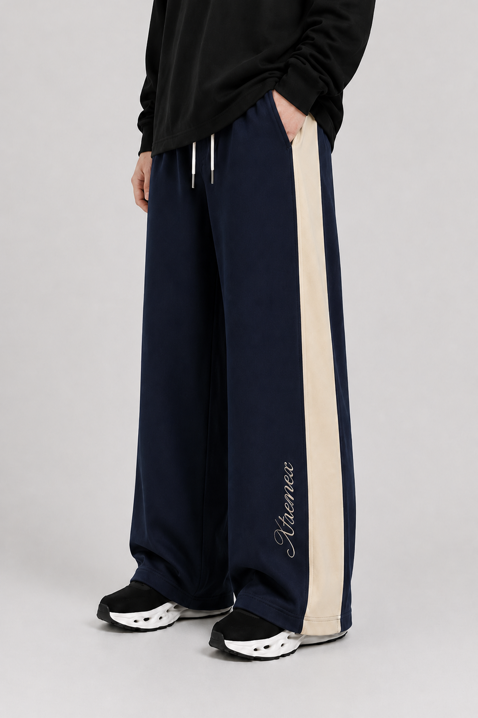 Contrast Stripe Joggers - Navy