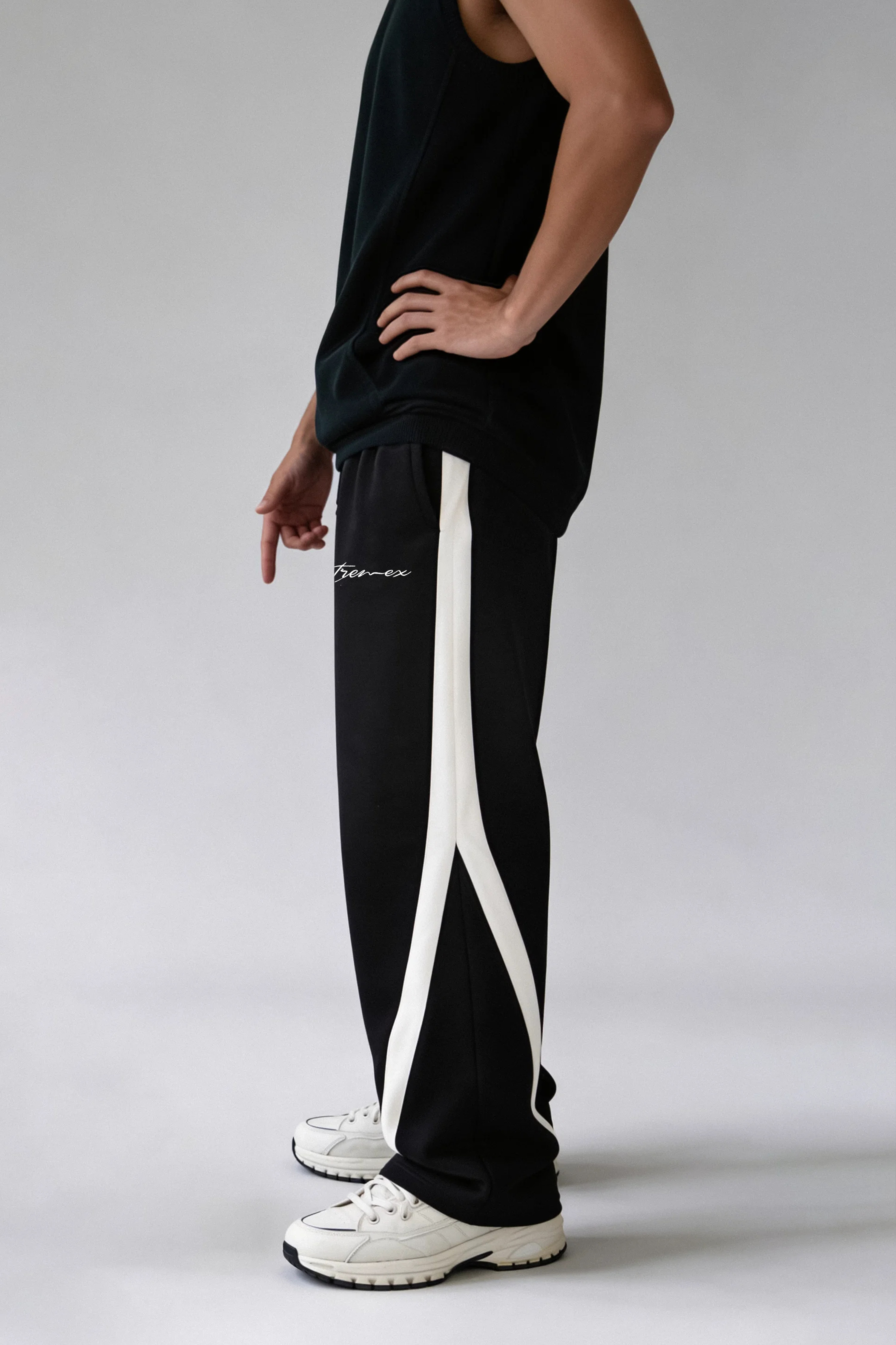 Image of Curve Unisex Joggers