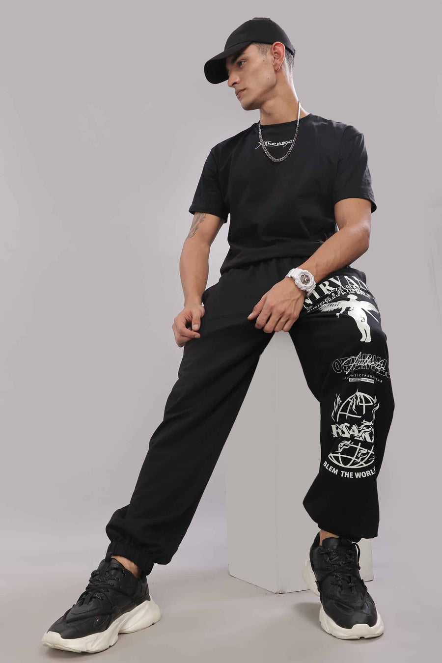 Vintage Nirvana joggers relaxed fit design