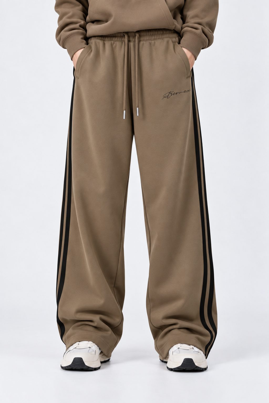 Image of Classic Stripe Jogger - Camel Brown
