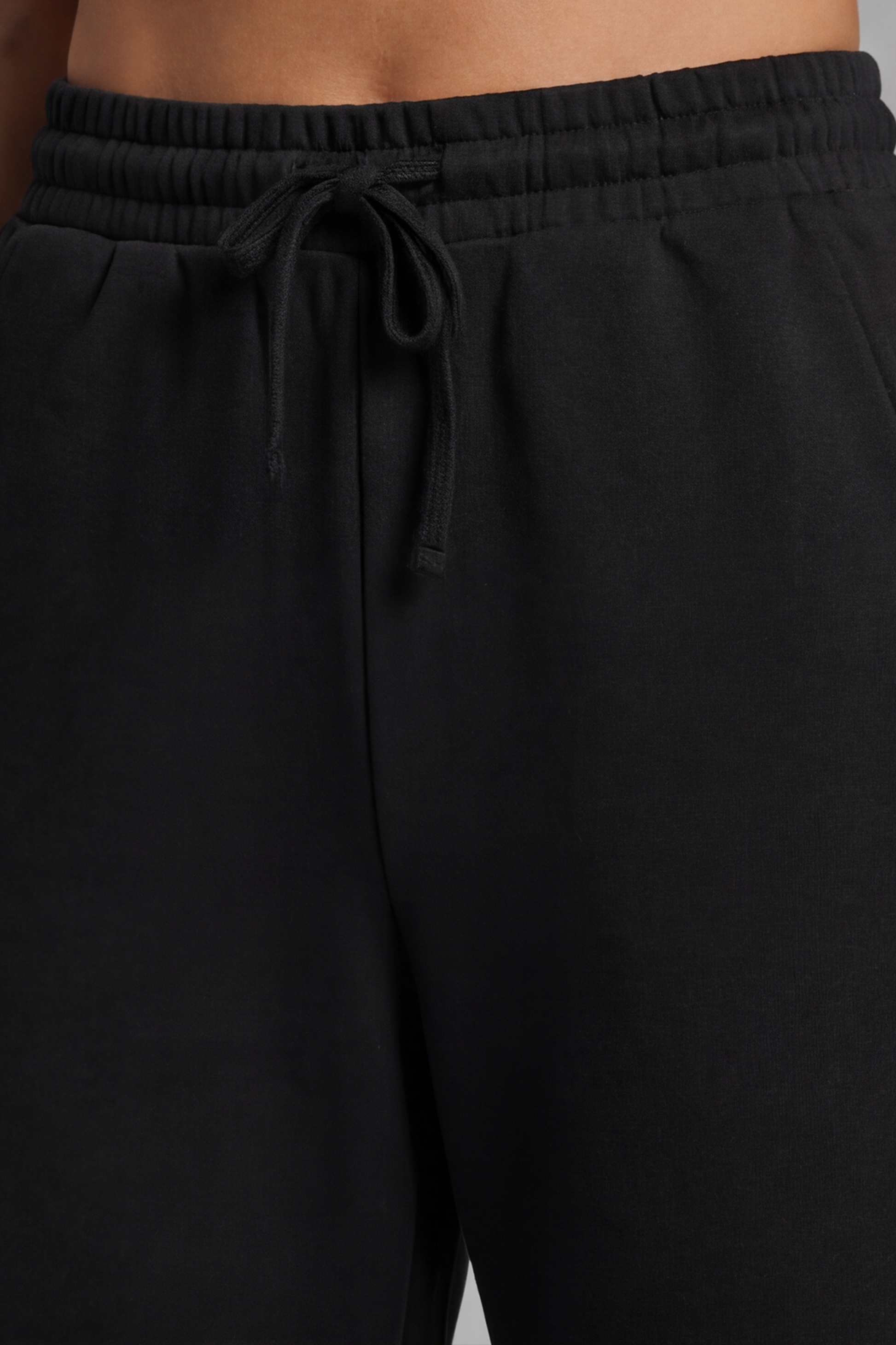 Everyday Flared Pants - Black