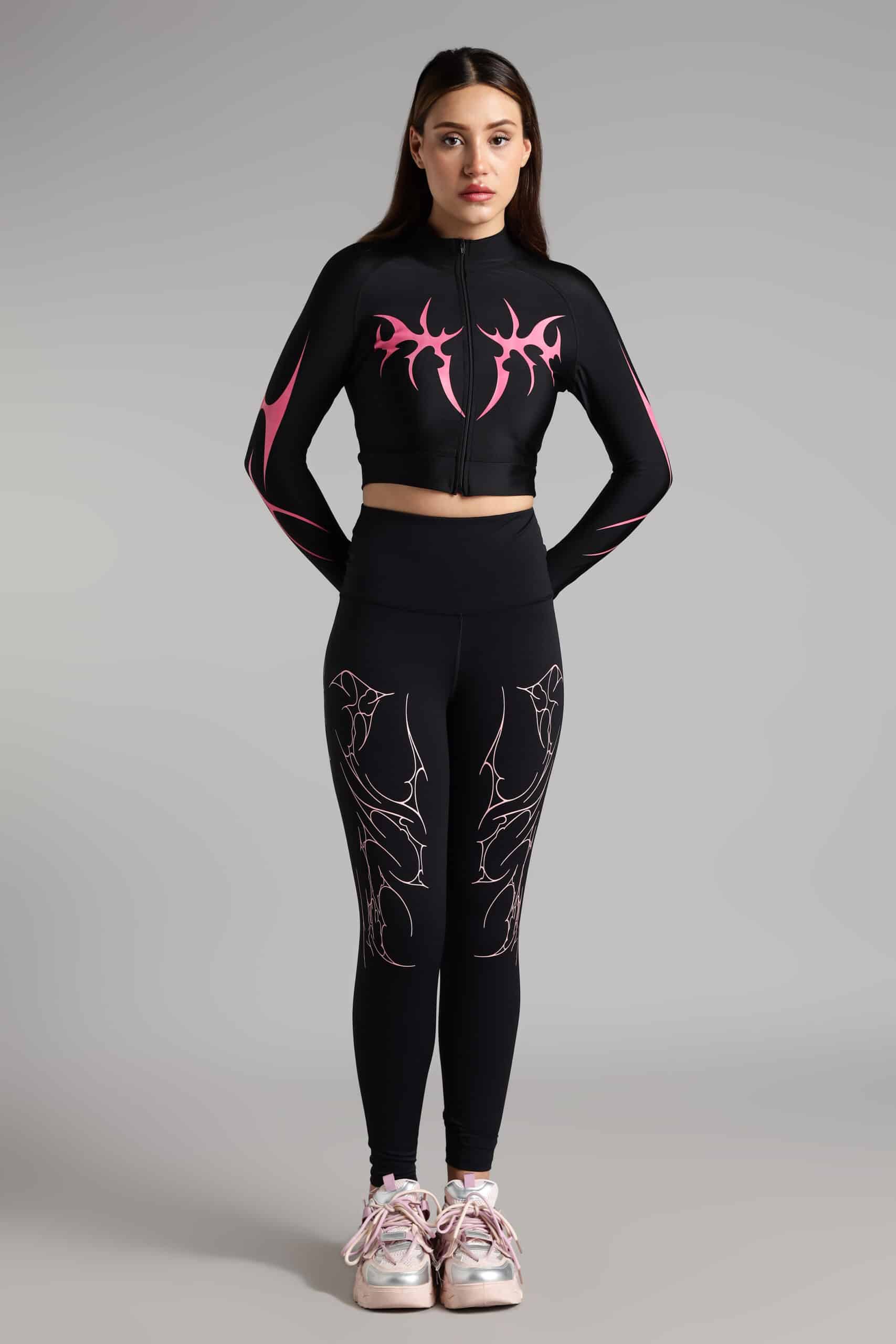 Women Titan Cropped Compression Zipper