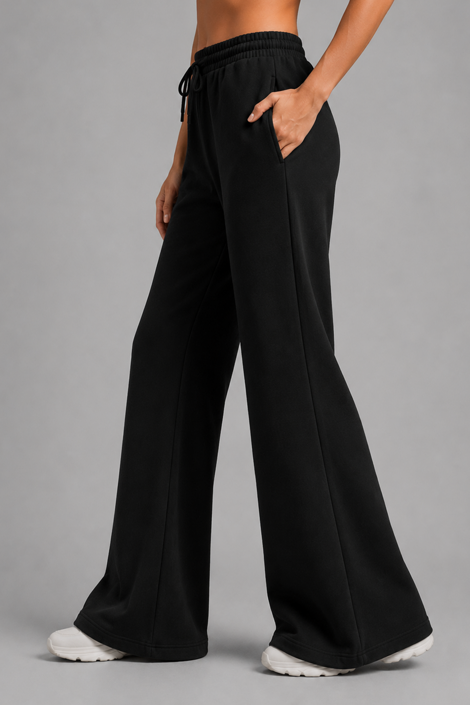Everyday Flared Pants - Black